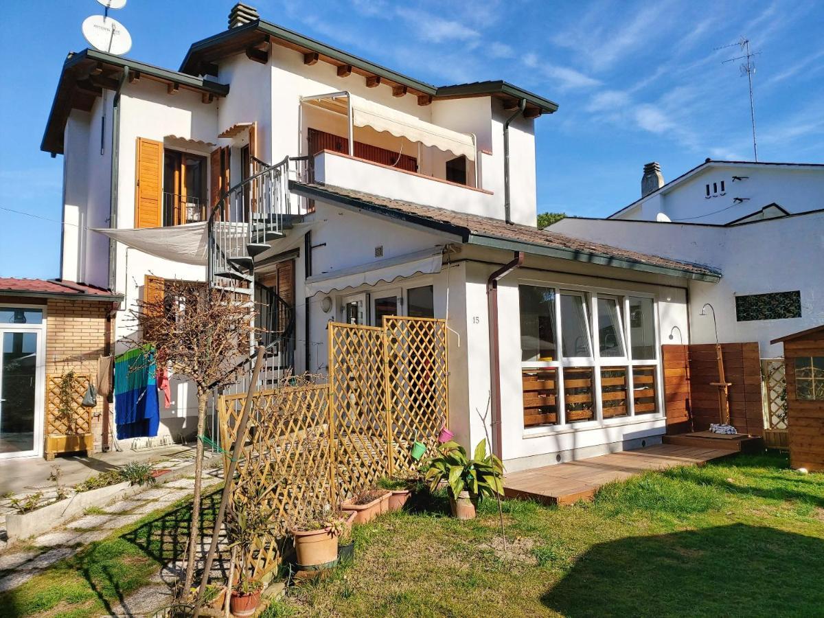 Charming House In Marina Di Ravenna With Fenced Garden Villa Ngoại thất bức ảnh